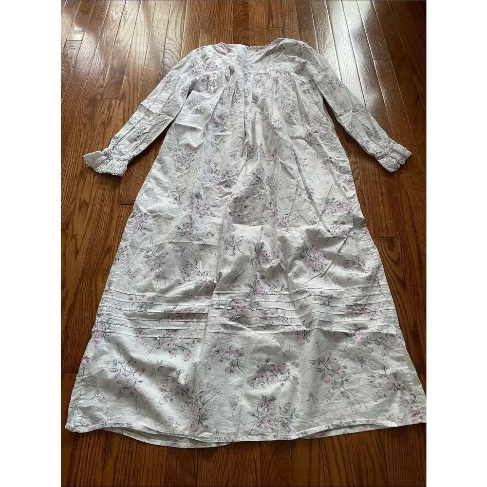 Eileen West White Pink Floral Print Nightgown Women’s Sz Small